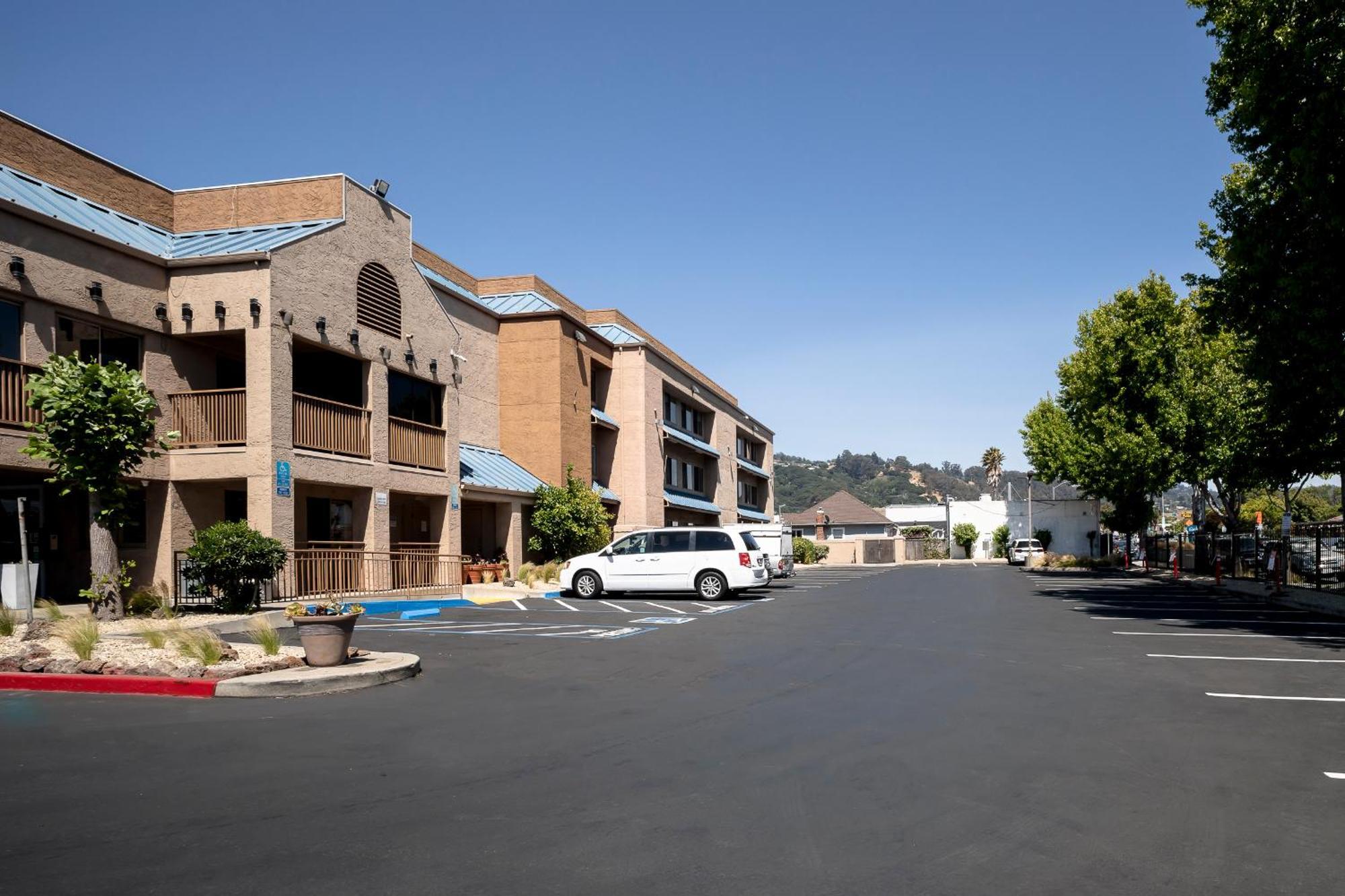 Hotel Mira Vista El Cerrito Luaran gambar